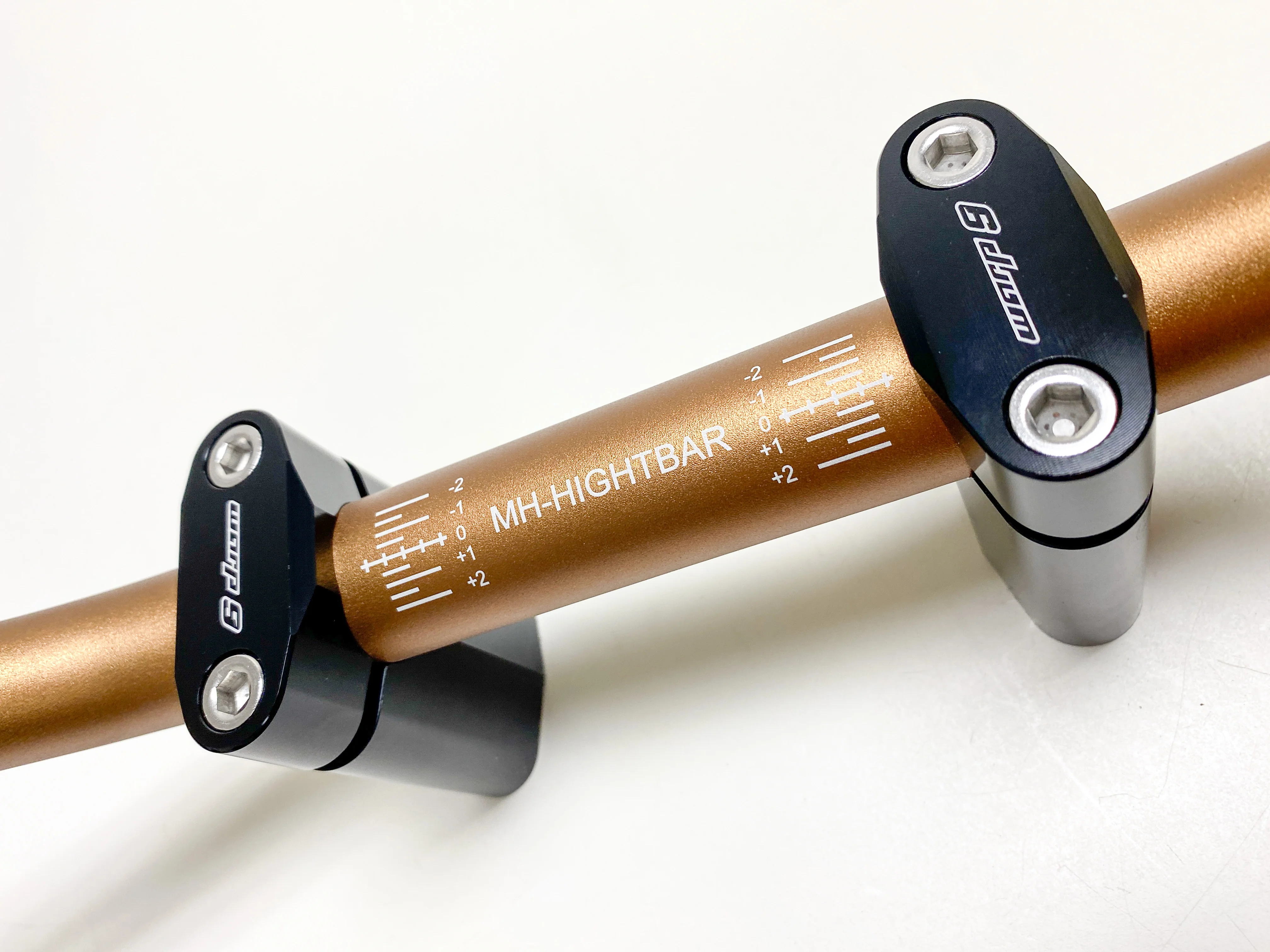 MX/Offroad 1-1/8" Tapped Handlebars - Image 3