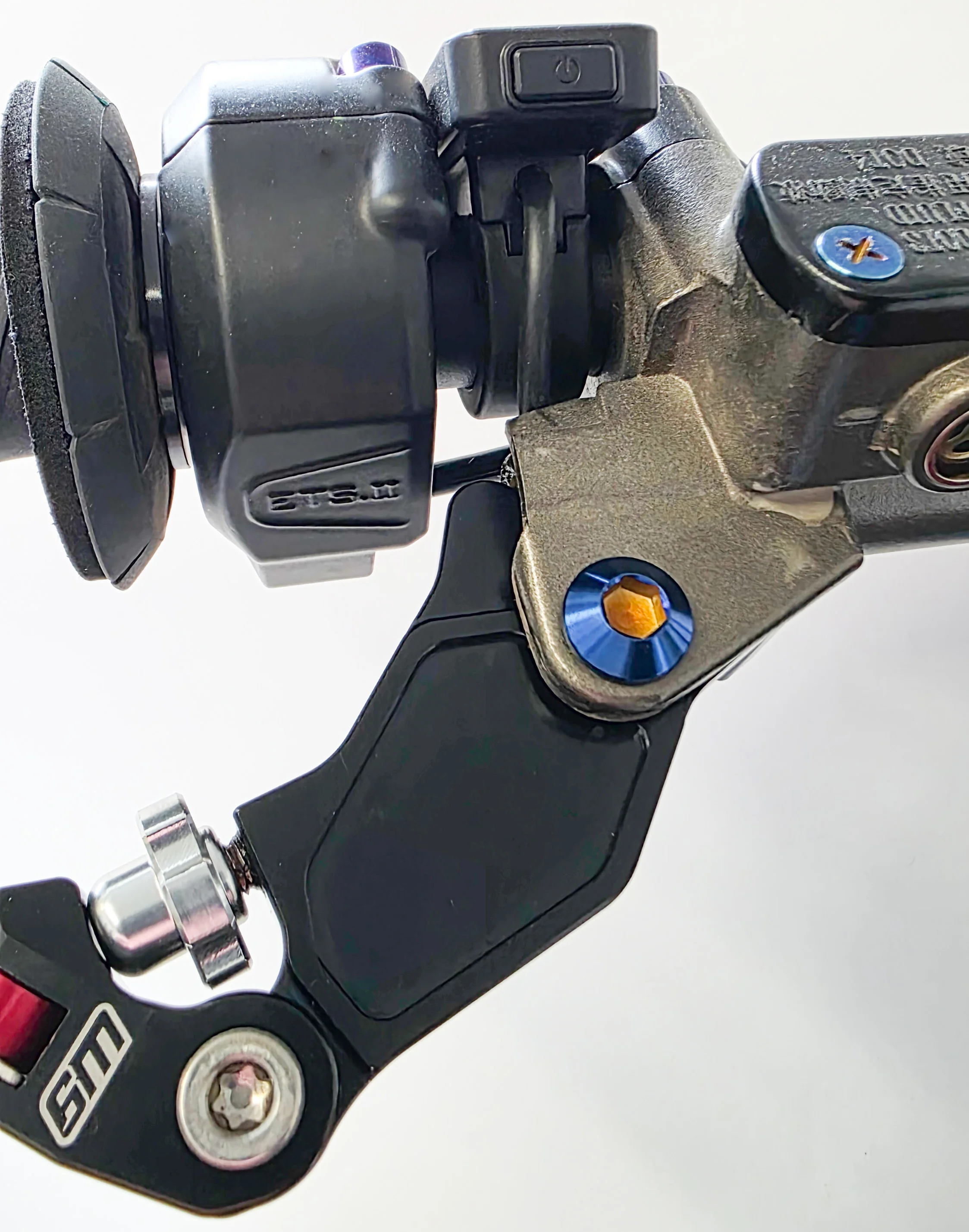 Shorty Style Ultra Bee Lever Pivot Bolts – Titanium Upgrade - Image 3